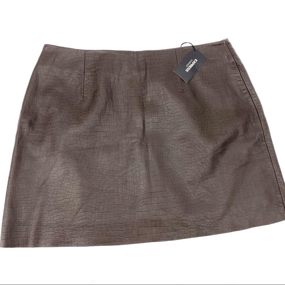 Express NWT 100% Leather Mini Skirt Faux Crocodile #A4